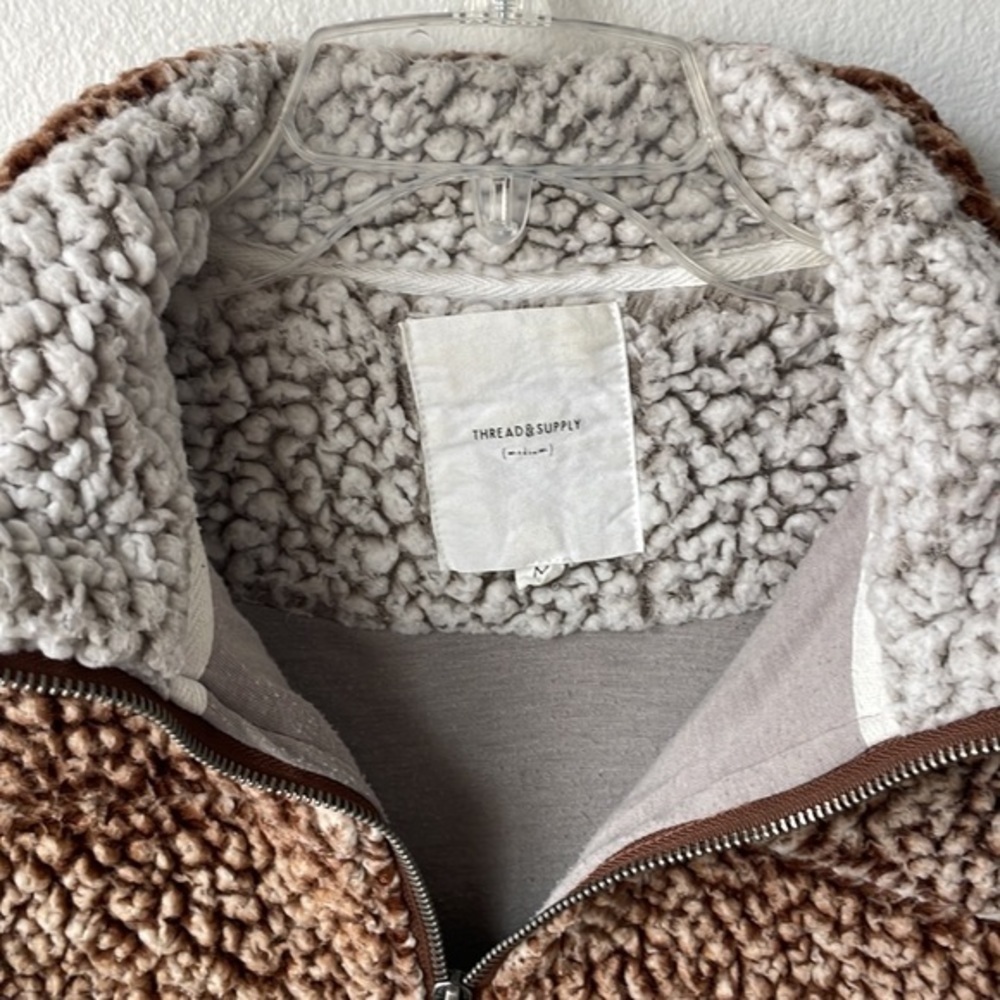 Thread And Supply Top Size Medium Snuggly, Soft G… - image 5